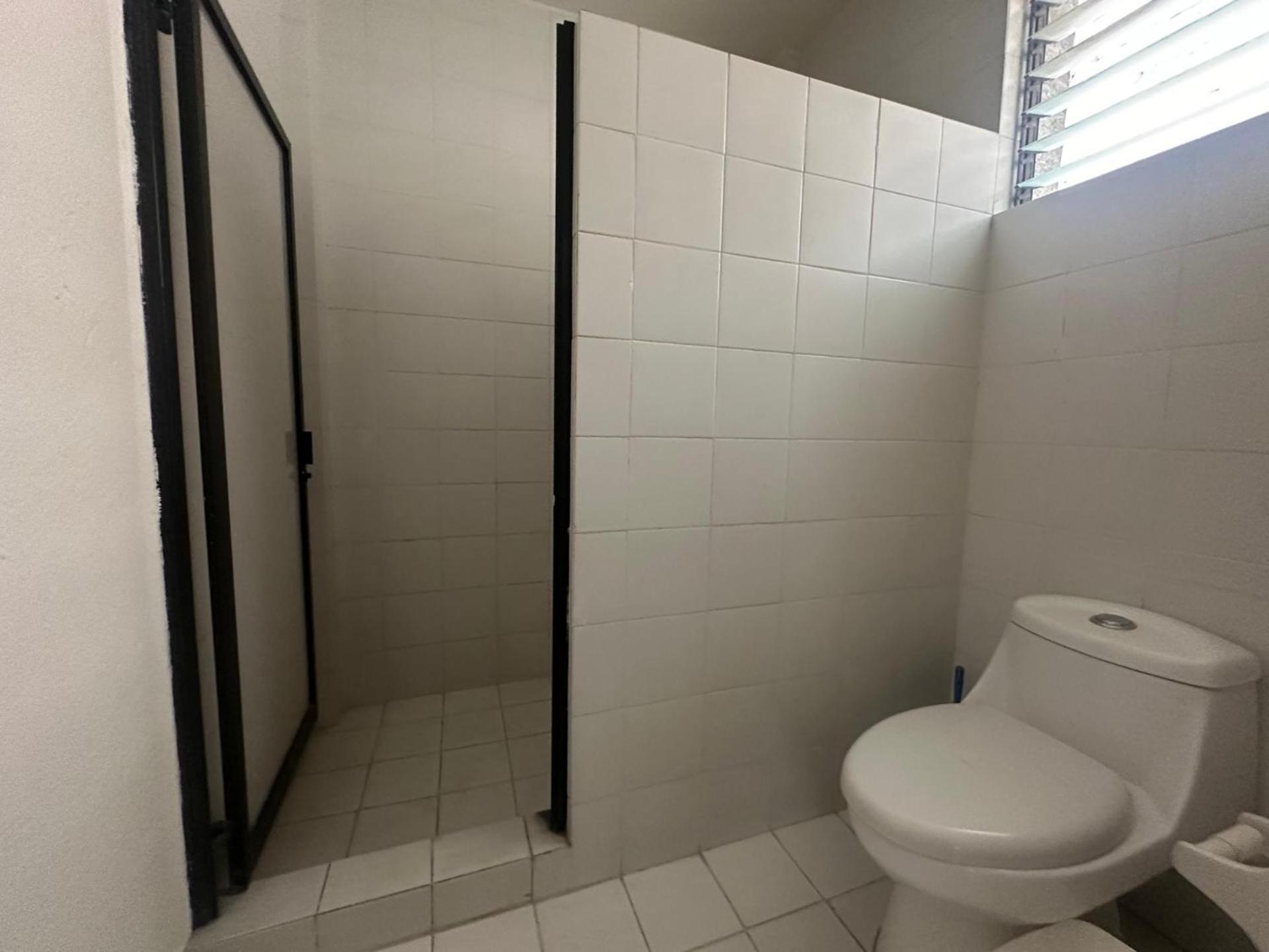 Trendy Roma Flat - 2br Elevator-perfect For Groups Apartment
